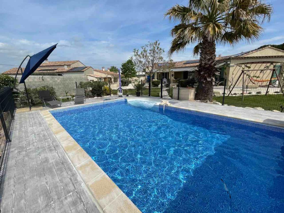 MiraVacances-piscine-01-1280-